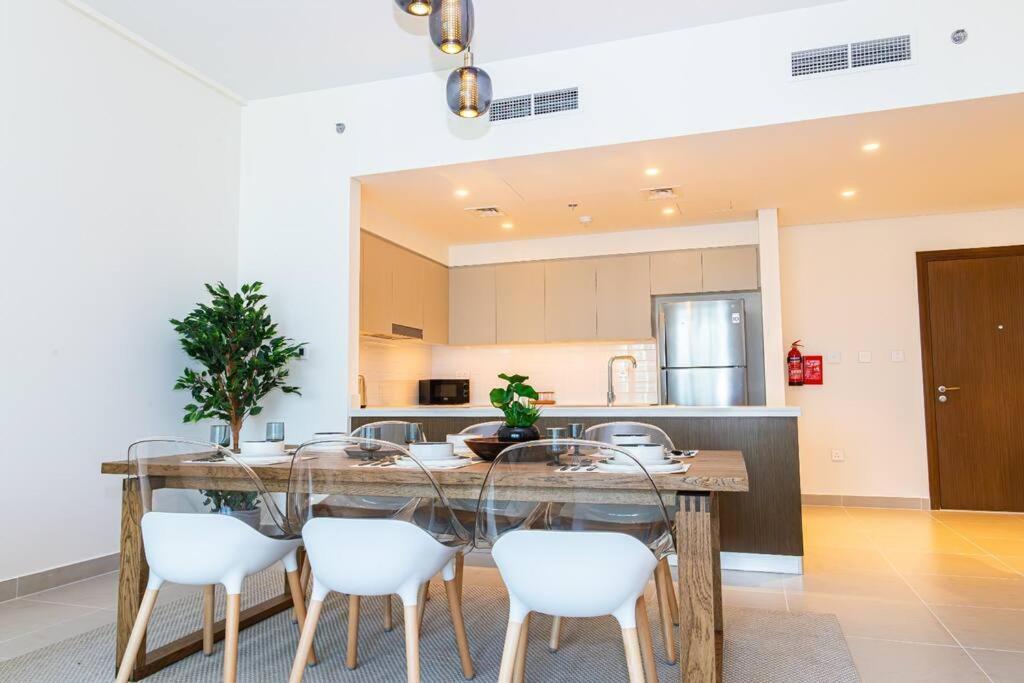 Brand New 2b/r With Burj Khalifa And Fountain View Dubai