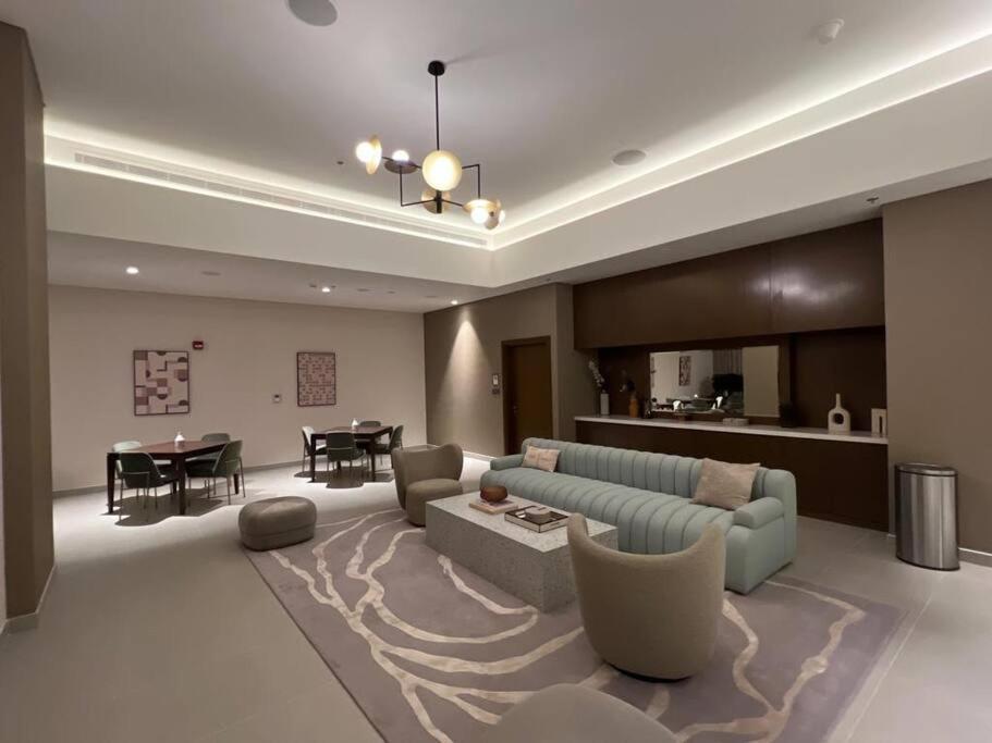 Brand New 2b/r With Burj Khalifa And Fountain View Dubai